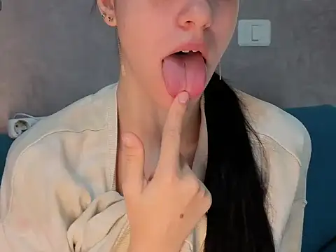 Snapshot of Pisypussy chatting on October 21, 2025, 7:20 am Pisypussy online show from October 21, 2025, 7:20 am