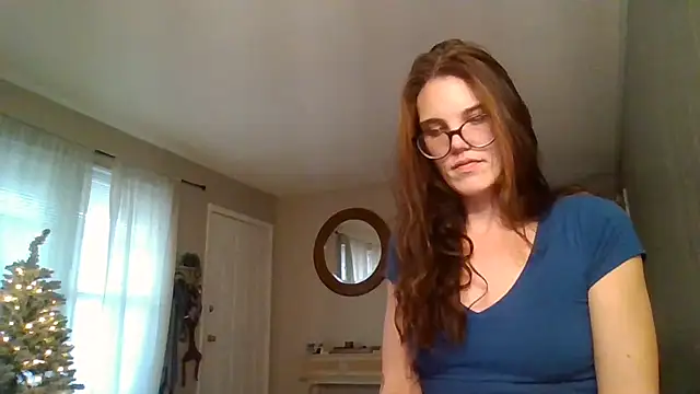 Snapshot of Miss_honey94 chatting on December 14, 2025, 1:05 pm Miss honey94 online show from December 14, 2025, 1:05 pm