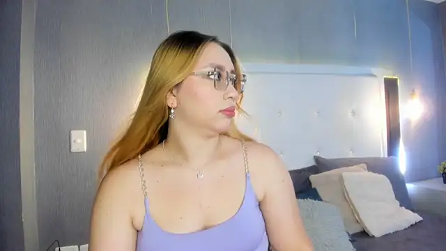 Snapshot of ximenanoah chatting on April 1, 2026, 12:50 pm ximenanoah online show from April 1, 2026, 12:50 pm