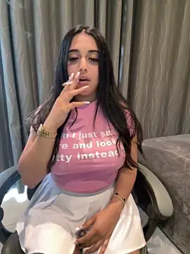 LilMisIndianx online show from September 25, 2025, 8:40 am