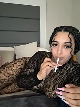 LilMisIndianx online show from December 23, 2025, 9:18 am