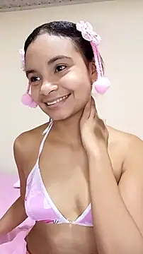 Snapshot of liz7skinny chatting on May 6, 2026, 11:32 pm liz7skinny online show from May 6, 2026, 11:32 pm