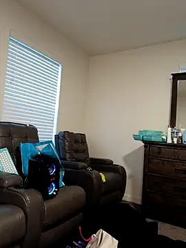 Thickkemzz41 online show from March 28, 2026, 12:32 am