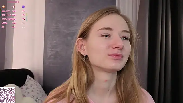 Snapshot of ElvinaRose chatting on November 29, 2025, 2:03 am ElvinaRose online show from November 29, 2025, 2:03 am