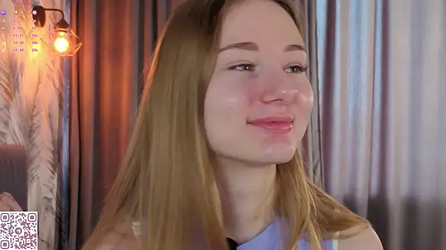 ElvinaRose online show from April 11, 2026, 4:28 am