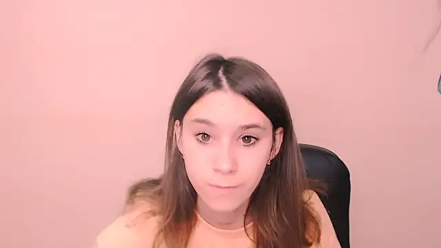 RosaRay  online show from October 24, 2025, 6:32 am