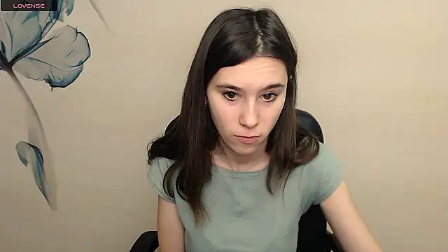 RosaRay  online show from February 6, 2026, 7:45 am