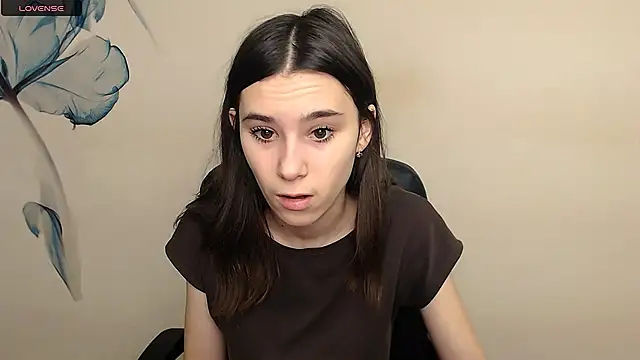 RosaRay  online show from February 7, 2026, 6:50 am