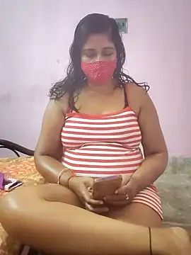 Snapshot of Rupali201 chatting on December 3, 2025, 5:26 am Rupali201 online show from December 3, 2025, 5:26 am