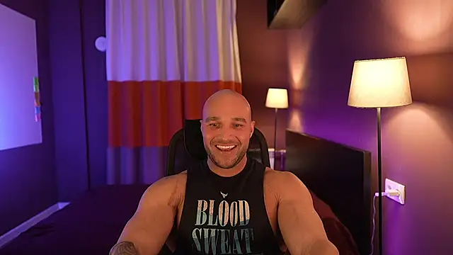 Snapshot of RikAdlerr chatting on March 19, 2026, 3:49 pm RikAdlerr online show from March 19, 2026, 3:49 pm