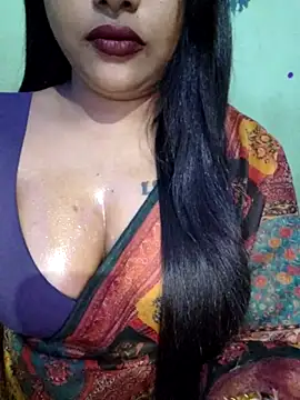 Snapshot of JIYA-04 chatting on November 20, 2025, 2:39 pm JIYA-04 online show from November 20, 2025, 2:39 pm