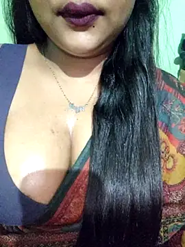 Snapshot of JIYA-04 chatting on April 17, 2026, 12:41 pm JIYA-04 online show from April 17, 2026, 12:41 pm