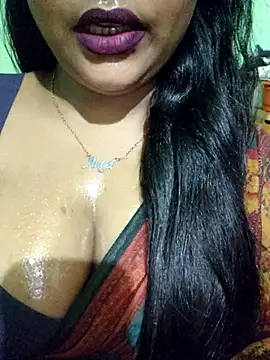 Snapshot of JIYA-04 chatting on May 23, 2026, 7:18 pm JIYA-04 online show from May 23, 2026, 7:18 pm