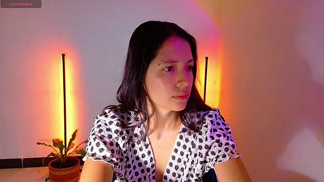 Sarasavage online show from May 15, 2026, 12:34 pm