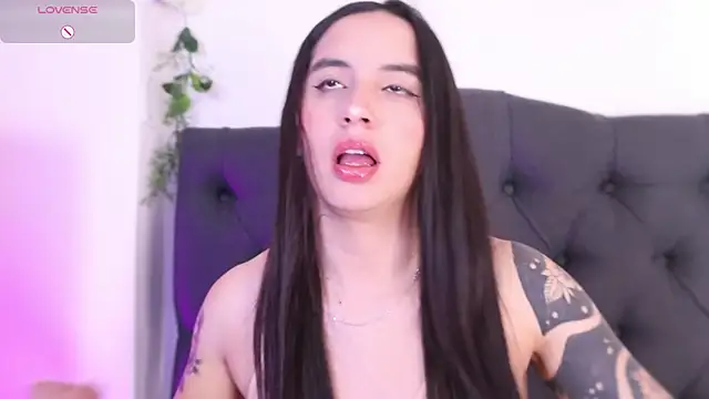 kaylee lee online show from April 6, 2026, 4:10 am