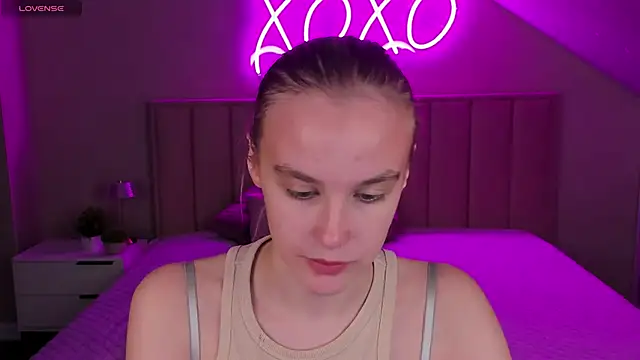 Carolin Miller online show from November 15, 2025, 10:34 am