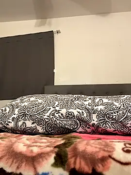 Snapshot of himNIGuys chatting on October 17, 2025, 2:30 pm himNIGuys online show from October 17, 2025, 2:30 pm