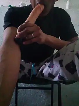 HumoralSinglet online show from April 1, 2026, 8:28 pm