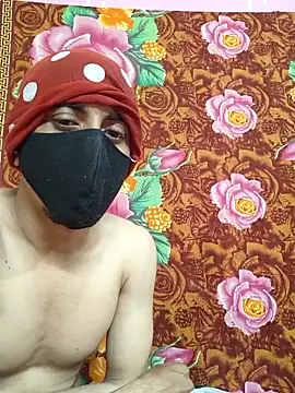 Seducing couple online show from February 2, 2026, 9:41 am