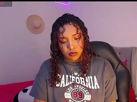 Snapshot of warisg__ chatting on November 6, 2025, 7:42 am warisg online show from November 6, 2025, 7:42 am