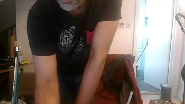 mista sista fista online show from December 14, 2025, 11:42 pm