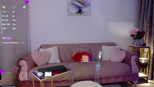 oliviathea online show from October 1, 2025, 9:54 pm