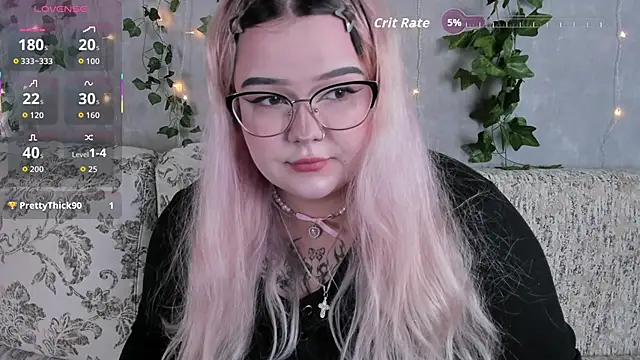 Snapshot of _CandyM1lky_ chatting on June 15, 2026, 6:15 am CandyM1lky online show from June 15, 2026, 6:15 am
