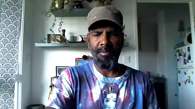 Snapshot of frenchblackc31 chatting on September 14, 2025, 8:02 am frenchblackc31 online show from September 14, 2025, 8:02 am