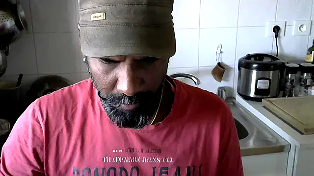 Snapshot of frenchblackc31 chatting on September 18, 2025, 8:49 am frenchblackc31 online show from September 18, 2025, 8:49 am