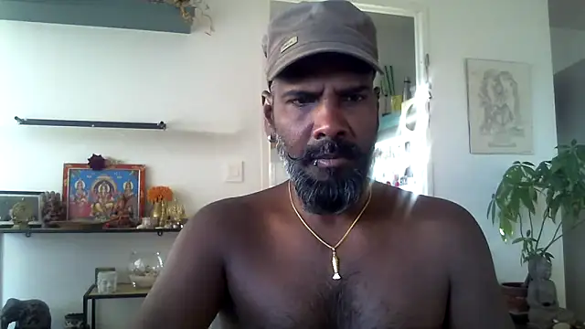 Snapshot of frenchblackc31 chatting on October 16, 2025, 4:08 pm frenchblackc31 online show from October 16, 2025, 4:08 pm