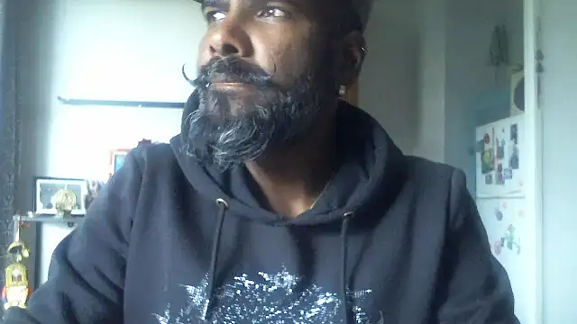 Snapshot of frenchblackc31 chatting on October 26, 2025, 8:53 am frenchblackc31 online show from October 26, 2025, 8:53 am