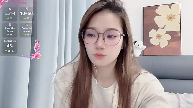 Snapshot of yuyu_77 chatting on November 24, 2025, 3:45 pm yuyu 77 online show from November 24, 2025, 3:45 pm