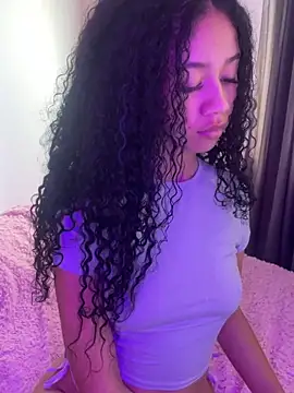 jadee8 online show from March 10, 2026, 6:46 pm