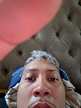 Snapshot of GRUESO-CURVO chatting on January 12, 2026, 10:31 am GRUESO-CURVO online show from January 12, 2026, 10:31 am