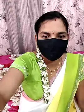 Snapshot of Lalitha-1995 chatting on October 5, 2025, 6:34 am Lalitha-1995 online show from October 5, 2025, 6:34 am