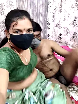 Snapshot of Lalitha-1995 chatting on October 24, 2025, 6:32 am Lalitha-1995 online show from October 24, 2025, 6:32 am