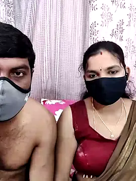 Snapshot of Lalitha-1995 chatting on November 19, 2025, 6:02 am Lalitha-1995 online show from November 19, 2025, 6:02 am