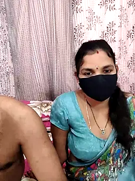 Snapshot of Lalitha-1995 chatting on November 23, 2025, 9:09 am Lalitha-1995 online show from November 23, 2025, 9:09 am