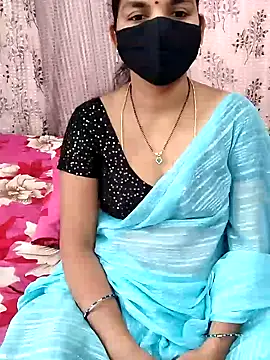 Snapshot of Lalitha-1995 chatting on November 25, 2025, 6:24 am Lalitha-1995 online show from November 25, 2025, 6:24 am