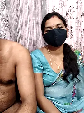 Snapshot of Lalitha-1995 chatting on November 29, 2025, 5:38 pm Lalitha-1995 online show from November 29, 2025, 5:38 pm