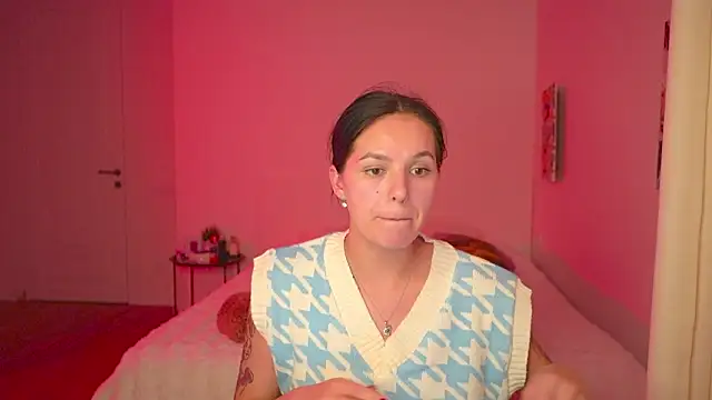 Snapshot of EwelynScott chatting on September 27, 2025, 9:31 pm EwelynScott online show from September 27, 2025, 9:31 pm