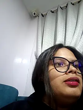 Snapshot of luluboobs9 chatting on February 5, 2026, 11:42 pm luluboobs9 online show from February 5, 2026, 11:42 pm