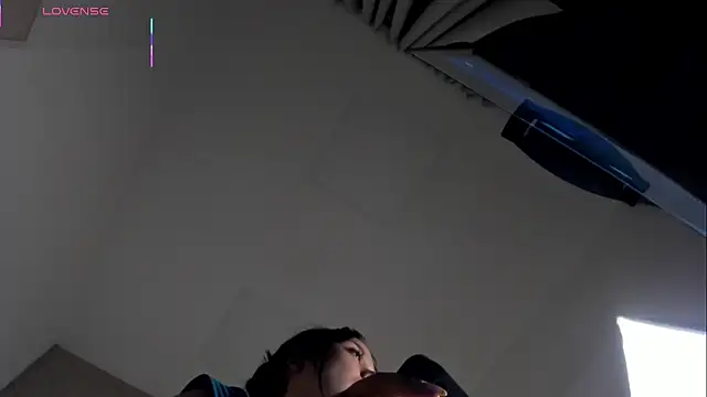 Snapshot of Lunaa_bellaa chatting on October 27, 2025, 8:02 pm Lunaa bellaa online show from October 27, 2025, 8:02 pm