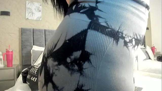 Snapshot of Lunaa_bellaa chatting on November 24, 2025, 7:35 pm Lunaa bellaa online show from November 24, 2025, 7:35 pm