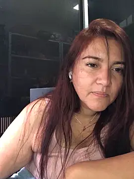 sweetdulcexxx online show from April 16, 2026, 9:39 pm