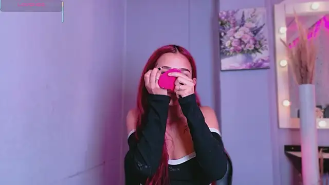 Snapshot of NataliaPrada_s chatting on November 6, 2025, 3:24 pm NataliaPrada s online show from November 6, 2025, 3:24 pm