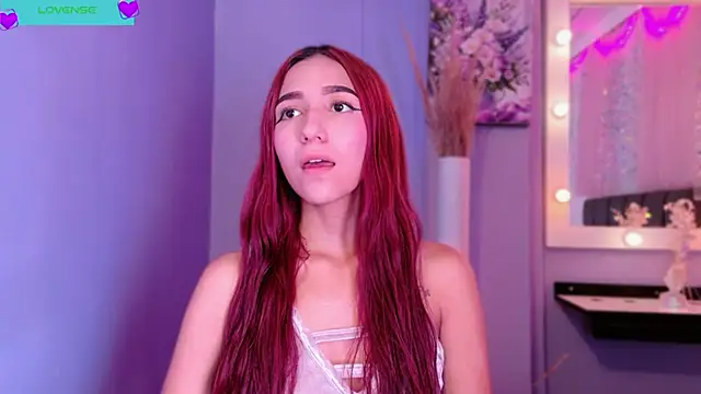 Snapshot of NataliaPrada_s chatting on December 5, 2025, 3:41 pm NataliaPrada s online show from December 5, 2025, 3:41 pm