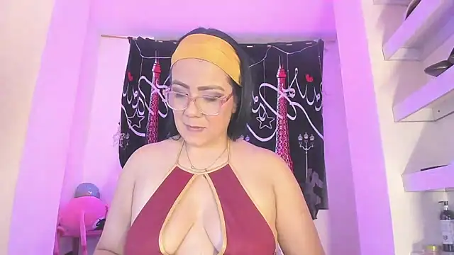 Snapshot of AlicePipper chatting on July 18, 2026, 6:17 am AlicePipper online show from July 18, 2026, 6:17 am