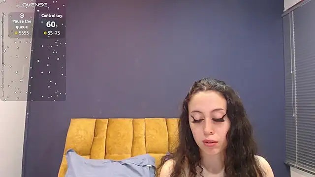 KendraaSimons online show from November 1, 2025, 5:15 pm