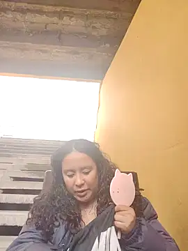 You-sexy-starr online show from October 23, 2025, 6:39 pm